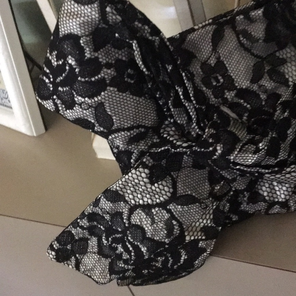 LACE BOW DETAIL EVENING BAG - Picture 2 of 3